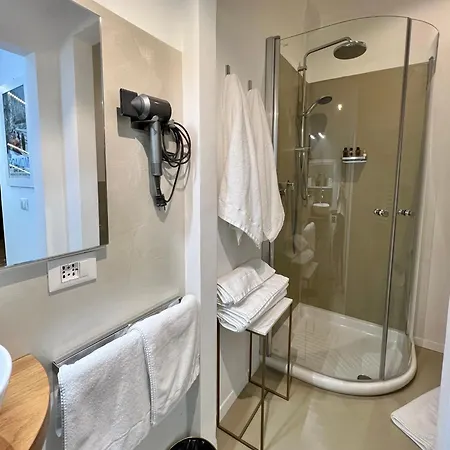 S E C R E T D I A M O N D - Apartamento Turín